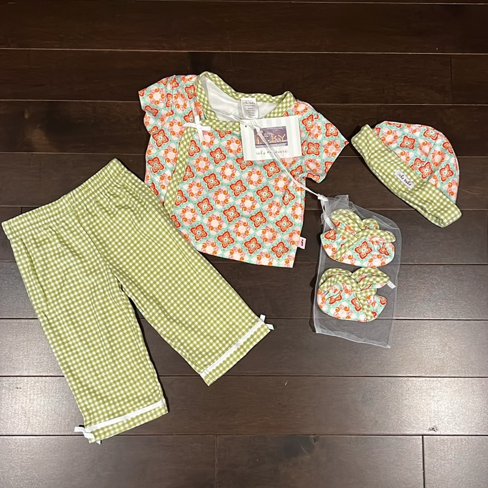 NWT Boutique Icky Baby 4 piece cool summer outfit top/pants/hat/booties 6 Months